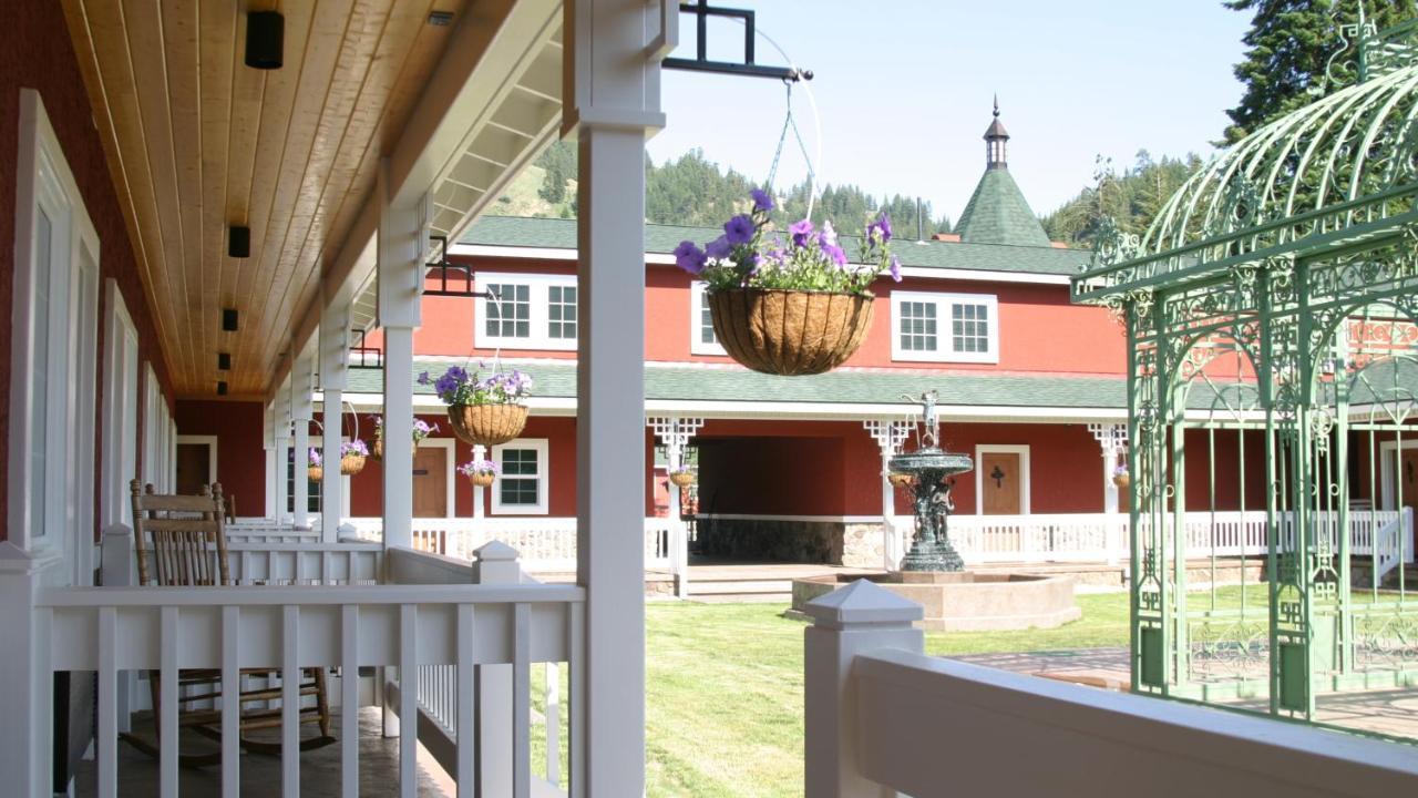 Plain Beaver Valley Lodge מראה חיצוני תמונה